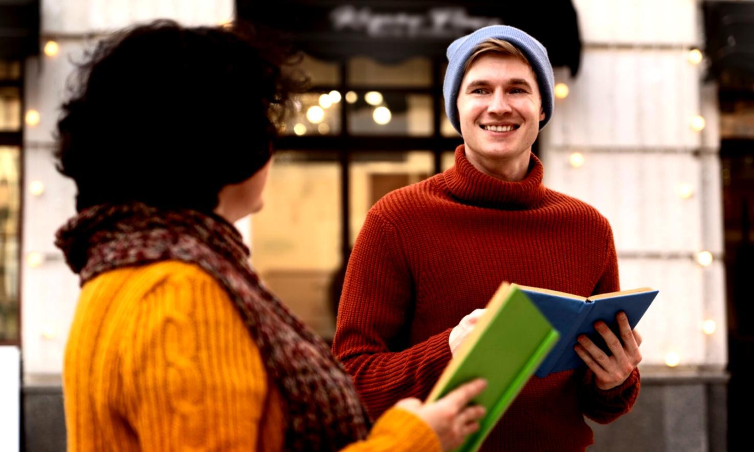 Análisis detallado de gastos mensuales sobre una mesa